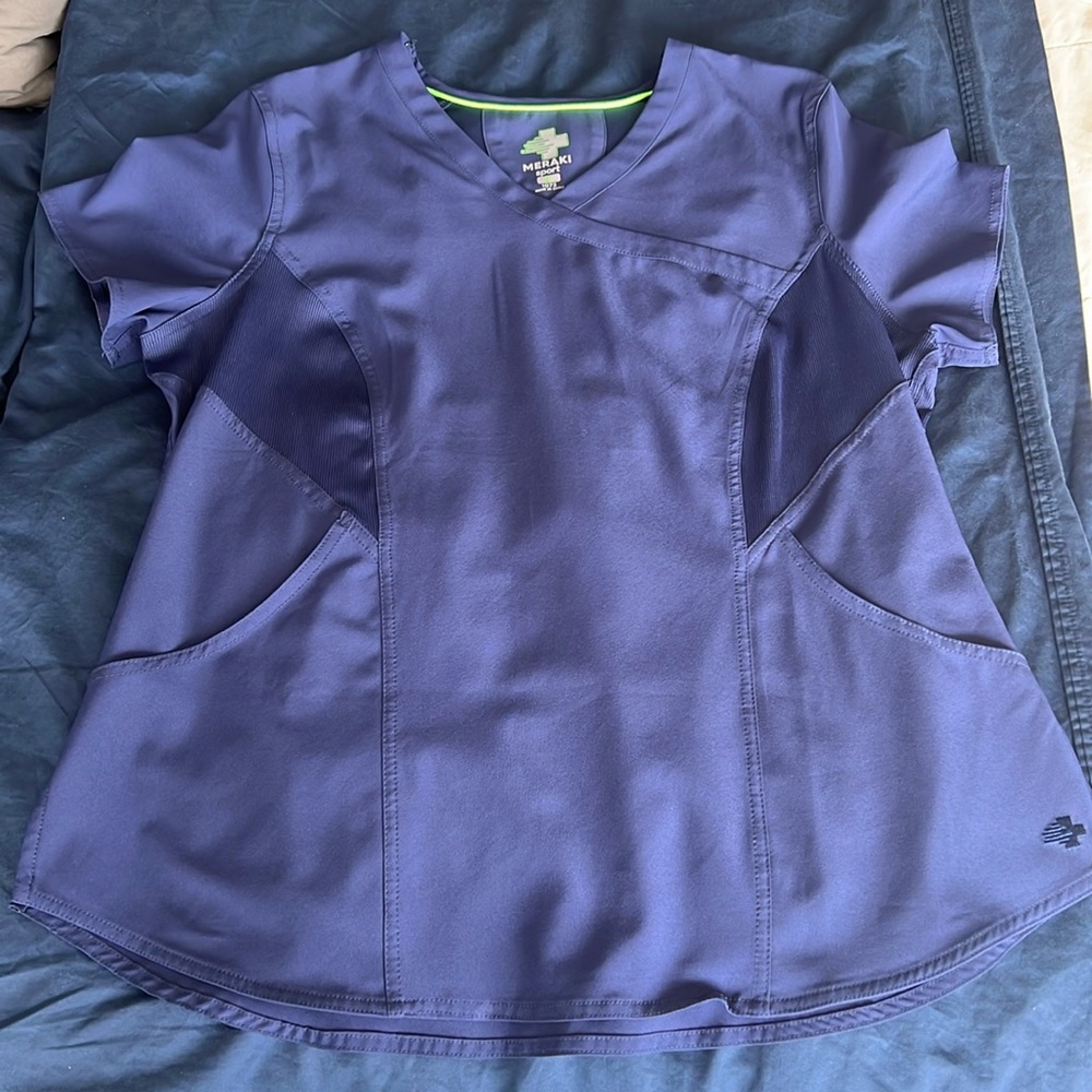 Meraki Sport Women's Mock Wrap Scrub Top: size Large, Navy, never worn!